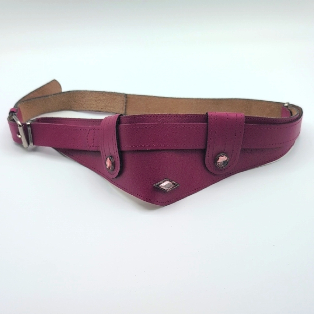 Vintage 80s Stylish Magenta Pink Leather Belt With Silver Toned Accents - Picture 1 of 5